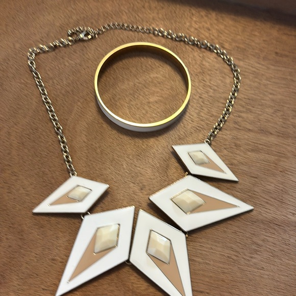 Mid Century Modern Enameled ivory and Gold tone necklace and bracelet set - Picture 1 of 3